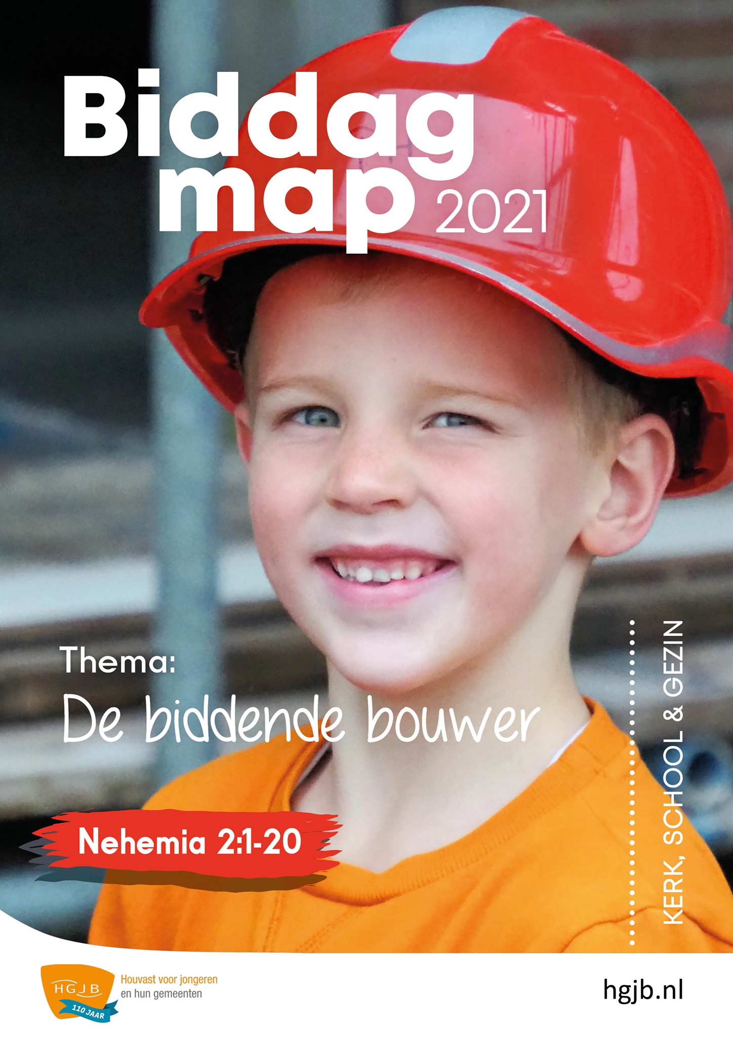 Voorkant HGJB-Biddagmap, de biddende bouwer, foto jongen met bouwhelm